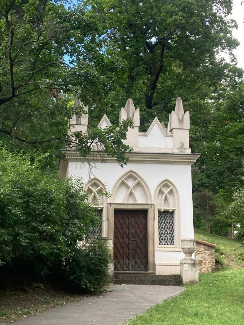 Residence Park Klamovka Прага Екстер'єр фото